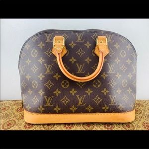 ‼️SOLD‼️Authentic Louis Vuitton Alma Pm